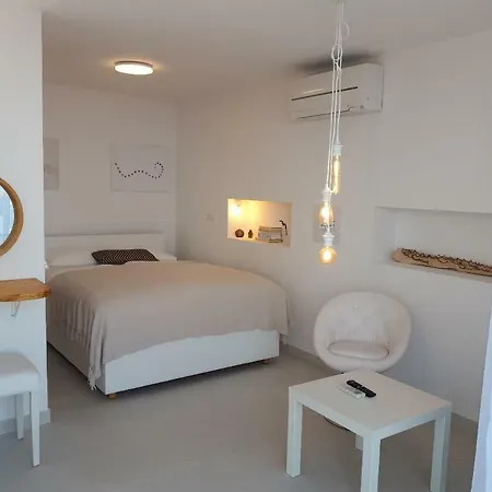 Apartment Alto And *